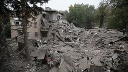 Не менее 15 мирных жителей погибли в результате российского удара по Запорожью